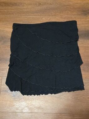 no name brand  Black Layered Ruffle Mini Skirt Large